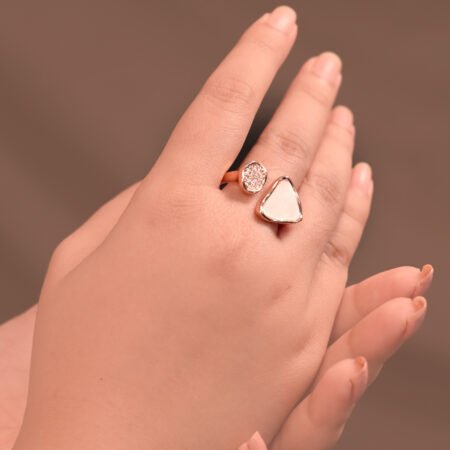 Rose Gold Plated Heart Shape Ring – Elegant & Minimal Design